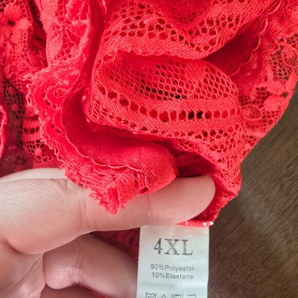 Women's Plus 4x Red Lace Bralette - Picture 3 of 5